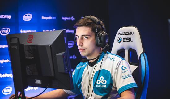 DOTA2跻身电子竞技三甲英雄联盟与CS同台竞技